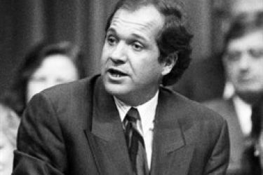 Bernard Valcourt, ministre sous Mulroney, revient à l'avant-scène politique